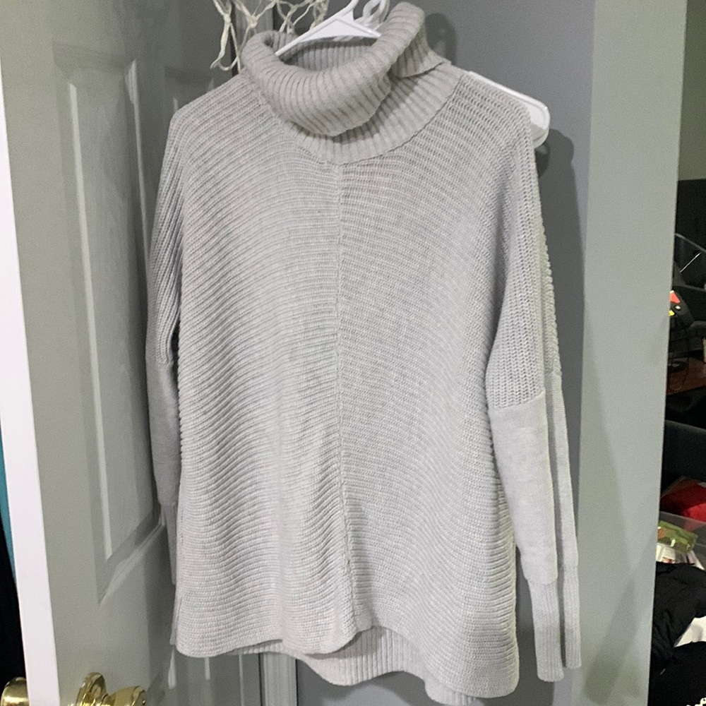 Ladies 2 sweaters size M